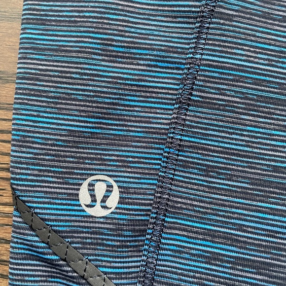 Lululemon Run For Fun Crop Inkwell 4 - Picture 6 of 7